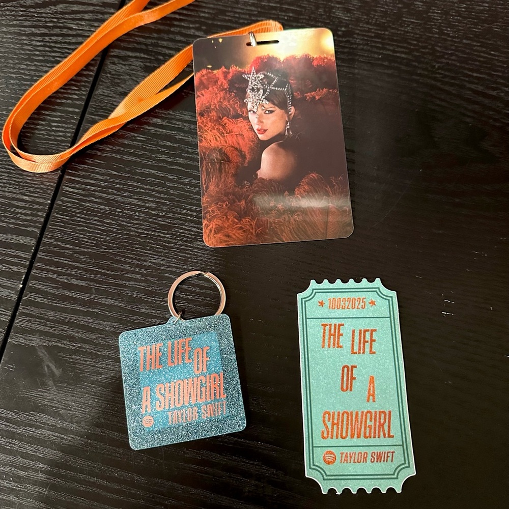 Taylor Swift Life of a Showgirl Spotify PopUp Swag - Picture 2 of 3